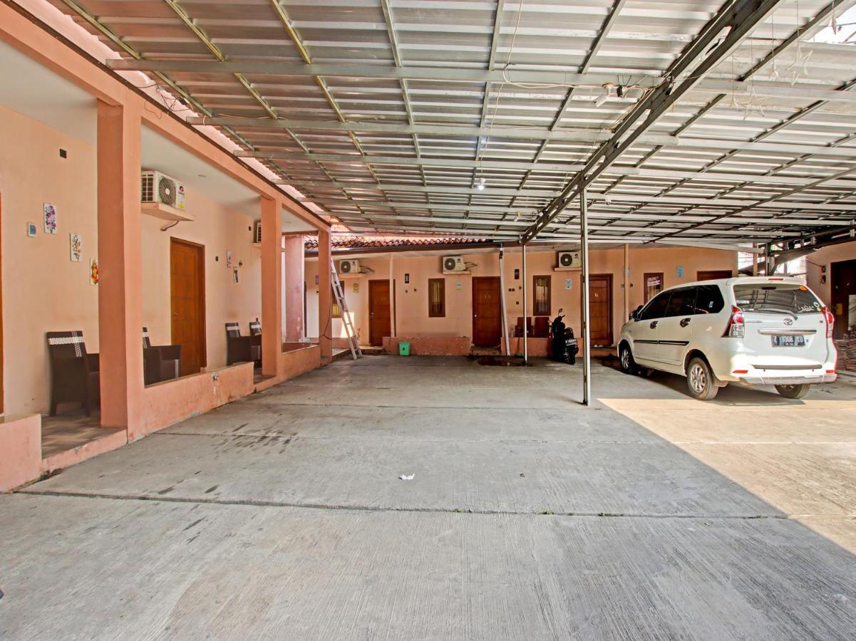 Oyo 91490 Hotel Rumah Kita Cirebon Ngoại thất bức ảnh