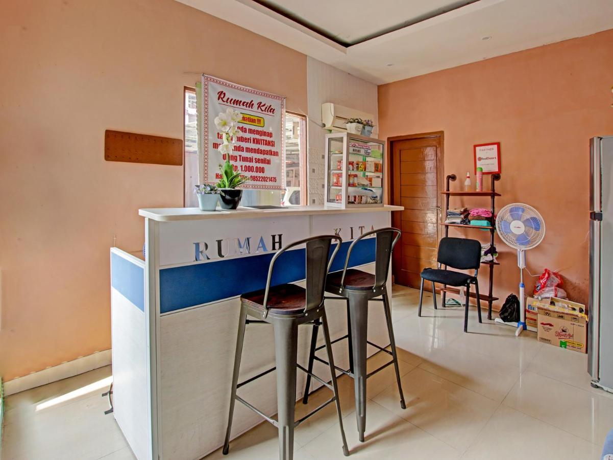 Oyo 91490 Hotel Rumah Kita Cirebon Ngoại thất bức ảnh