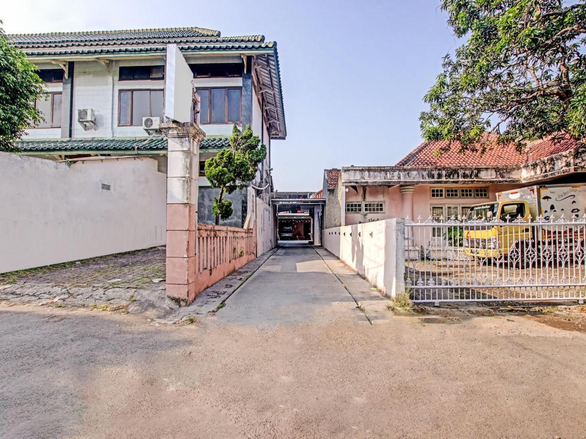 Oyo 91490 Hotel Rumah Kita Cirebon Ngoại thất bức ảnh