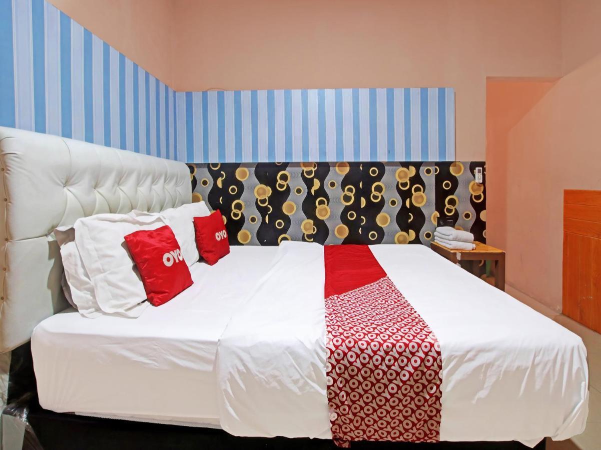 Oyo 91490 Hotel Rumah Kita Cirebon Ngoại thất bức ảnh